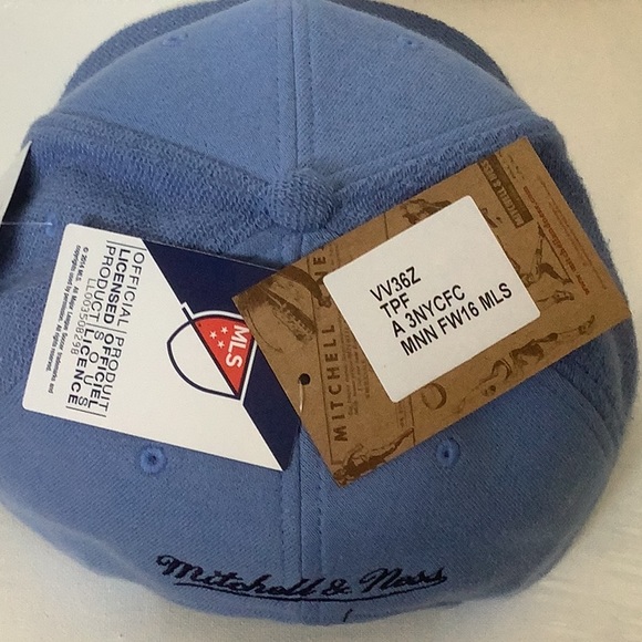 New York City Football Club NYCFC Blue White Mitchell & Ness snap back hat - Picture 5 of 12